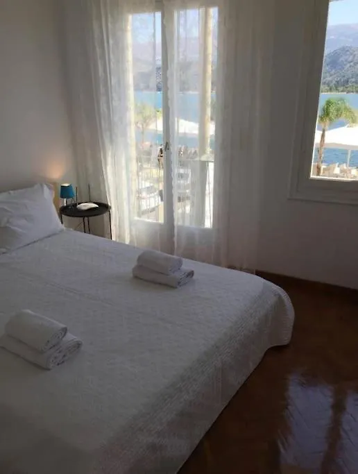 Argostoli Turtle Bay Apartment